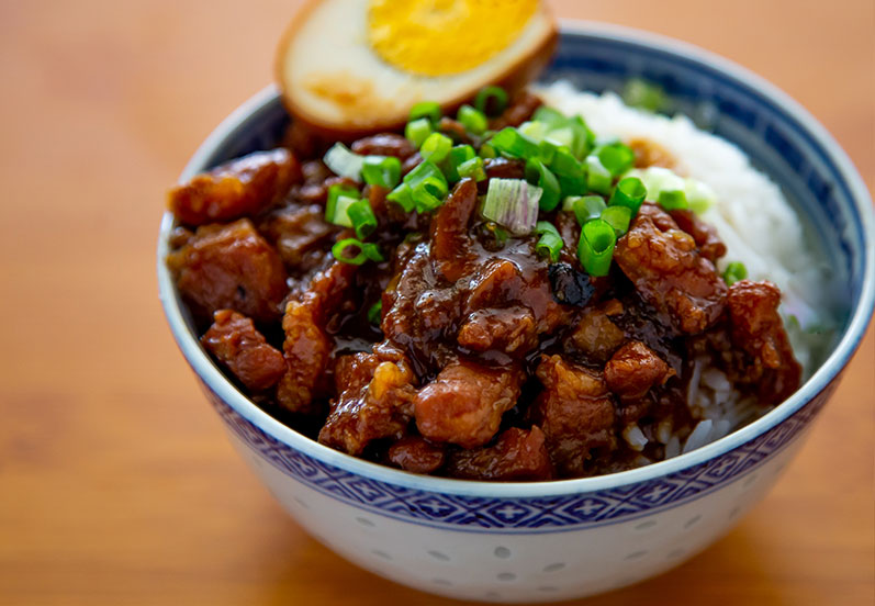 Lu rou fan — Taiwanese braised pork over rice